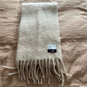 Holzweiler alpaca Beige Fringed Scarf